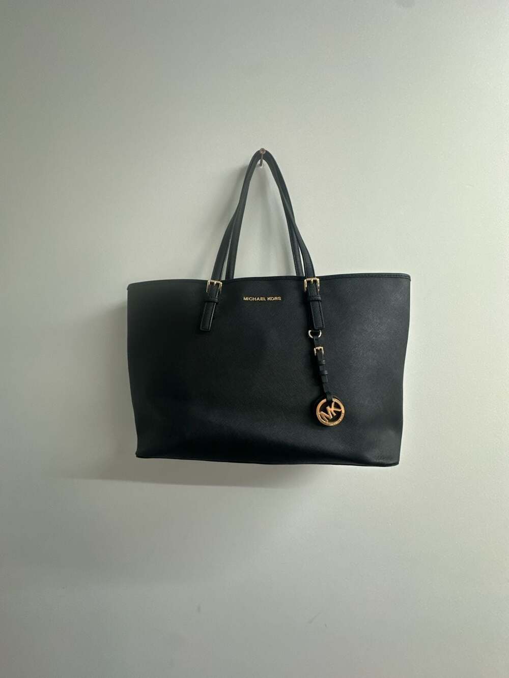 Michael Kors Jet Set Travel MD Multifunction Tote Black Saffiano Leather